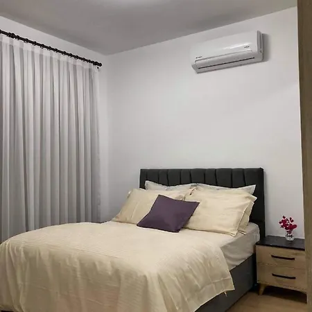 Luxury 2-bedroom With A Private Rooftop Area شقة Boghaz