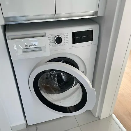 Luxury 2-bedroom With A Private Rooftop Area Apartament *