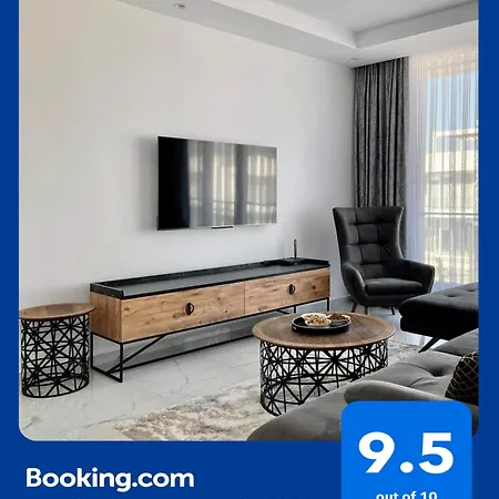 Luxury 2-bedroom With A Private Rooftop Area Appartement *